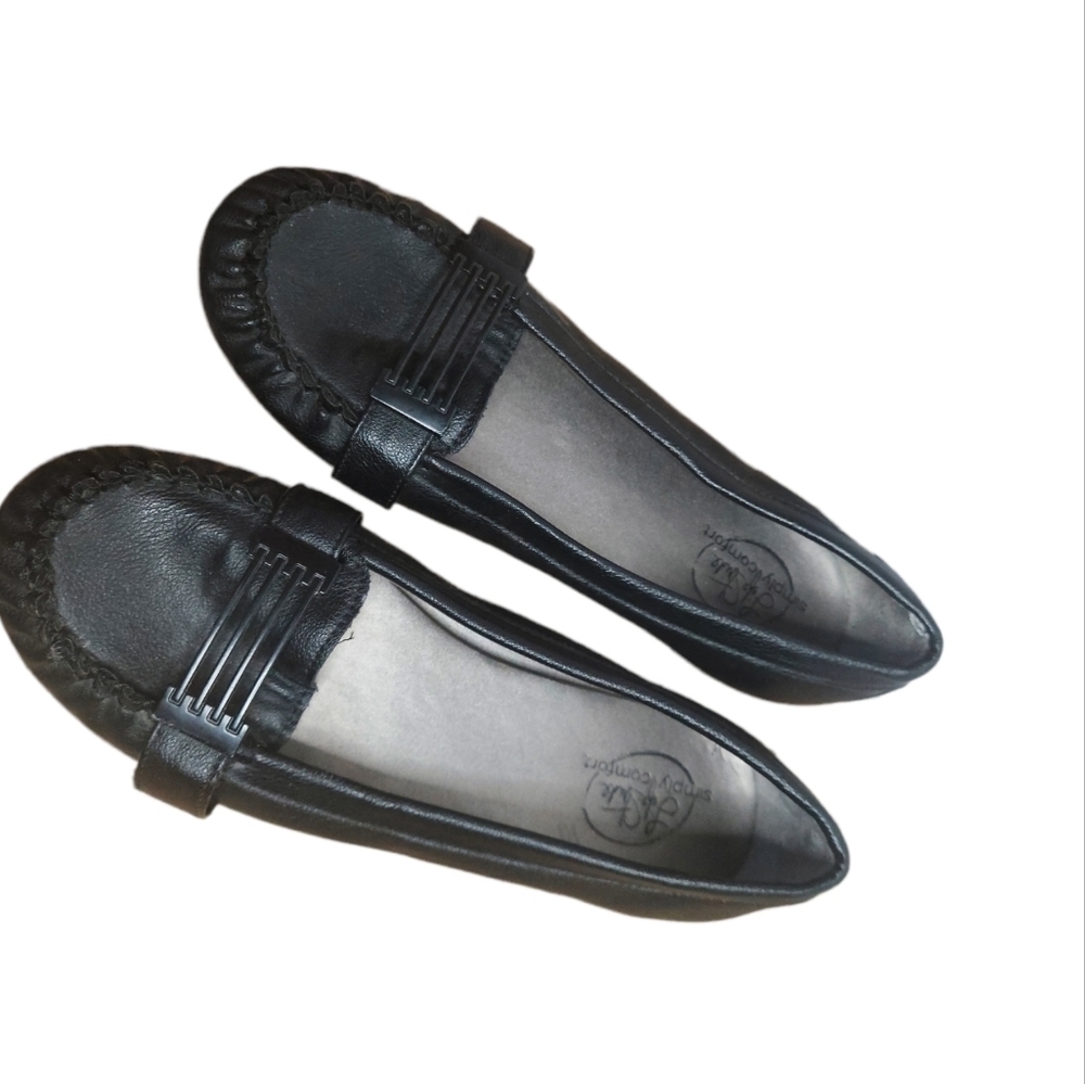 6.5 Lifestride Black Loafer